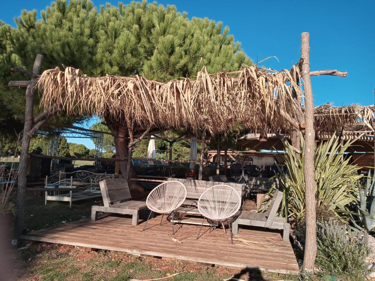 Apartman Sole Apartment Karigador Bagian luar foto