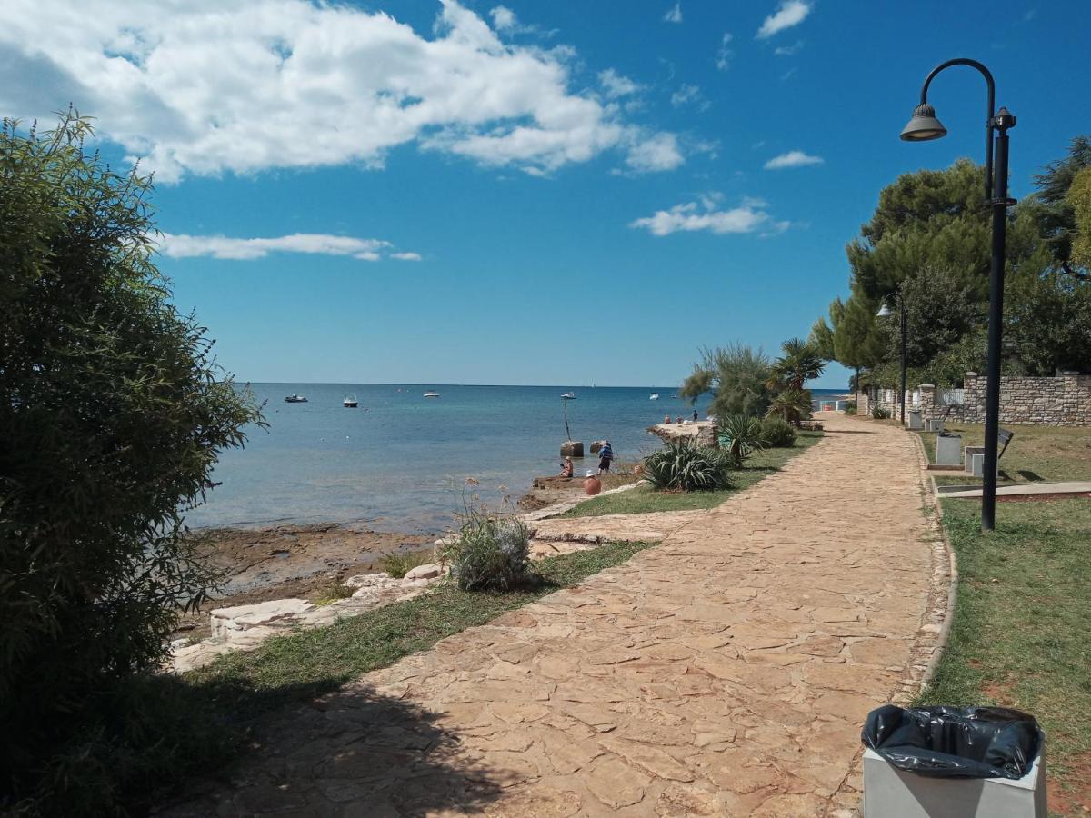 Apartman Sole Apartment Karigador Bagian luar foto