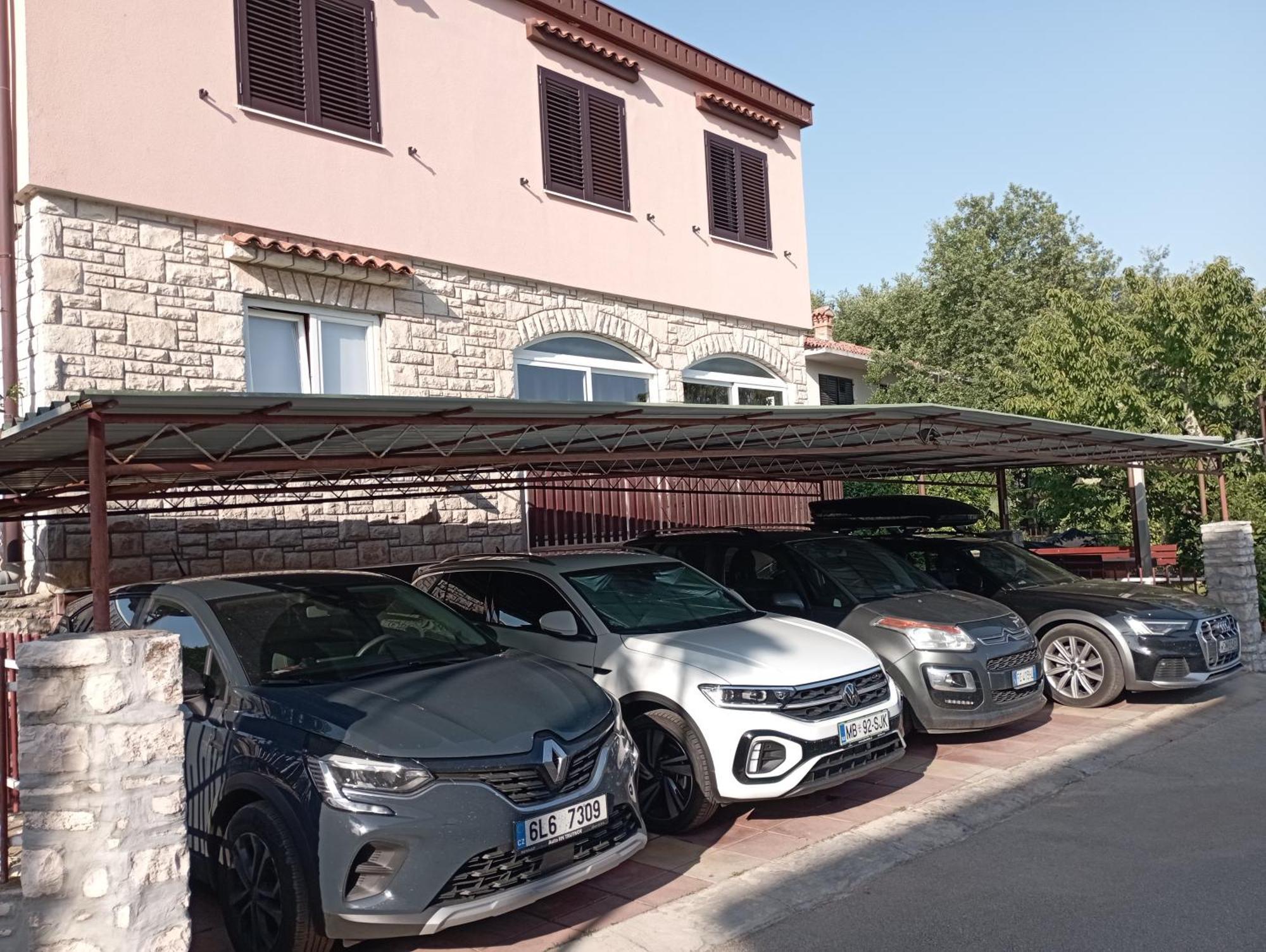 Apartman Sole Apartment Karigador Bagian luar foto